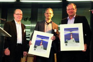 Leuchtturm 2012 (von links): Markus Grill (Zweiter Vorsitzender Netzwerk Recherche), René Wappler (Spremberger Rundschau), Wolfgang Kaes (Bonner General-Anzeiger). Foto: Franziska Senkel. 