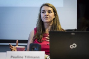 Journalistin Pauline Tillmann berichtete von ihren Erfahrungen. Foto: Raphael Hünerfauth