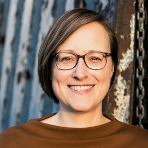 Christina Elmer Christina Elmer