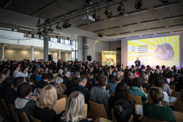 190926-GIJC-0917-HCU-Holcim-Auditorium-Plenary-Welcome-to-GIJC19-0030-nick-jaussi