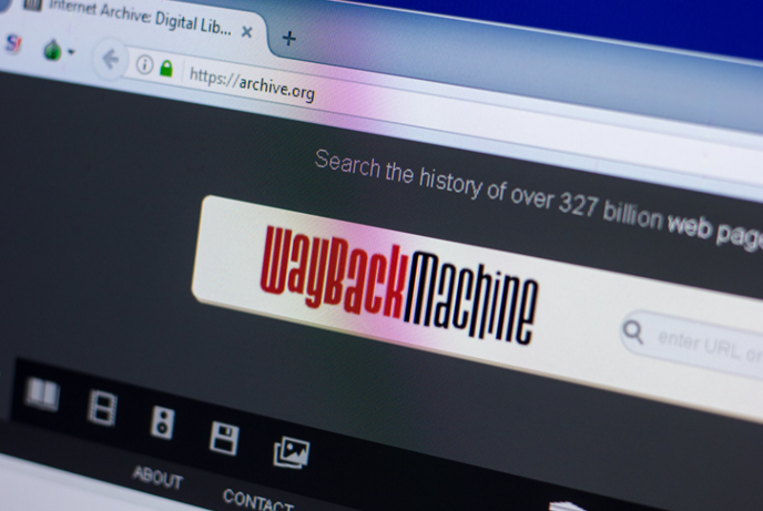 Ein Foto der Wayback Machine Anwendung im Browser