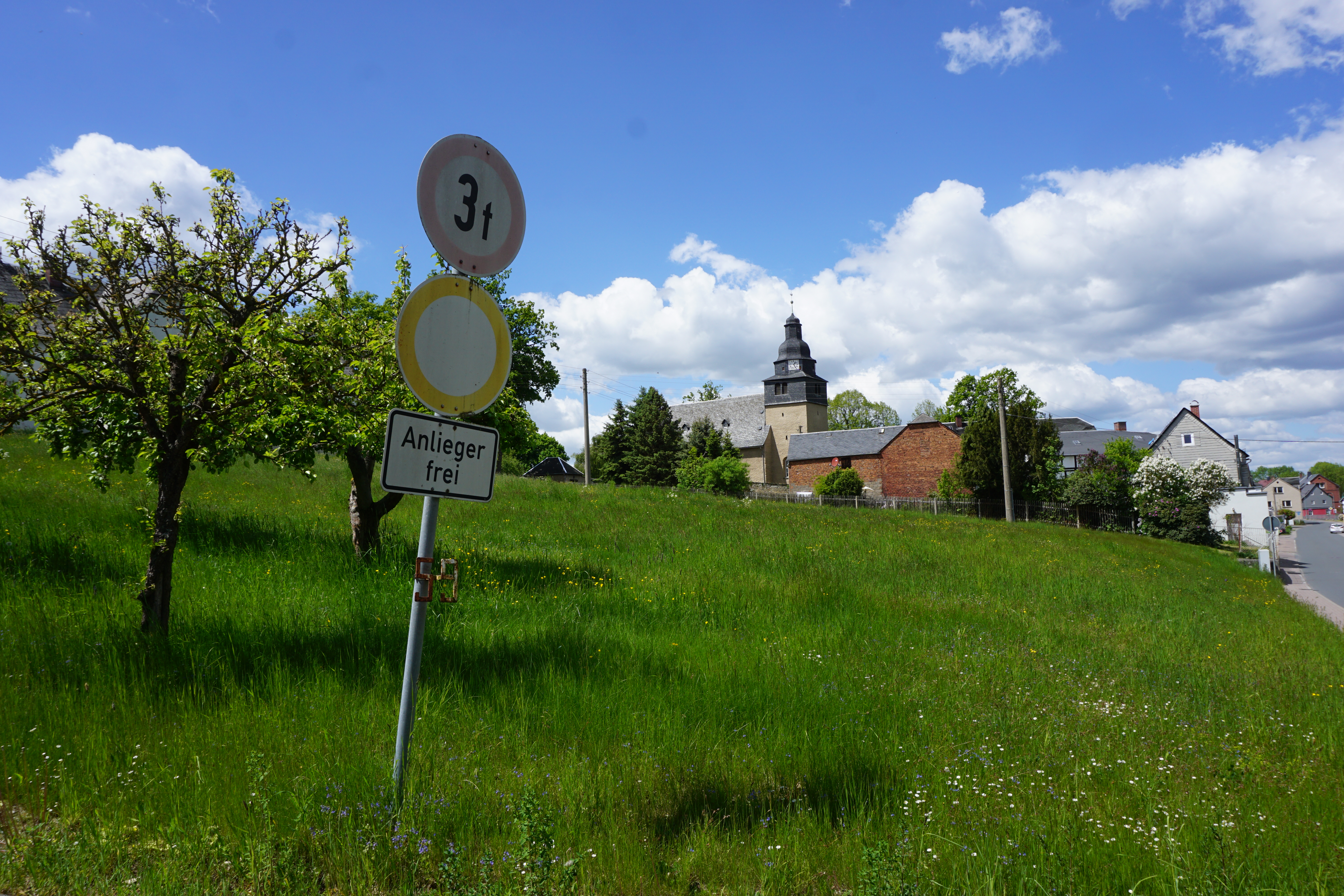 Blick auf Langenwetzendorf (Thüringen).
